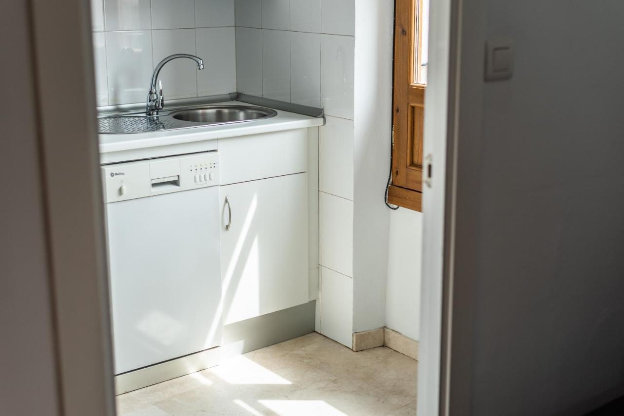 Tuguest Isabel La Catolica II Apartment Гранада Экстерьер фото